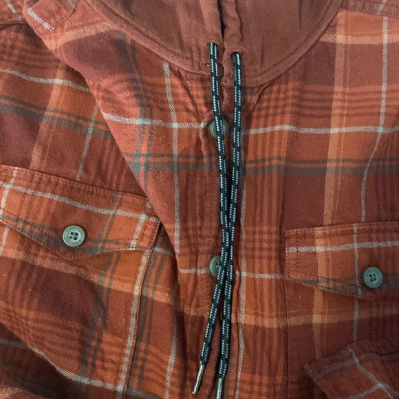 Columbia Men's Plaid Hooded Flannel Shirt - Picture 9 of 10